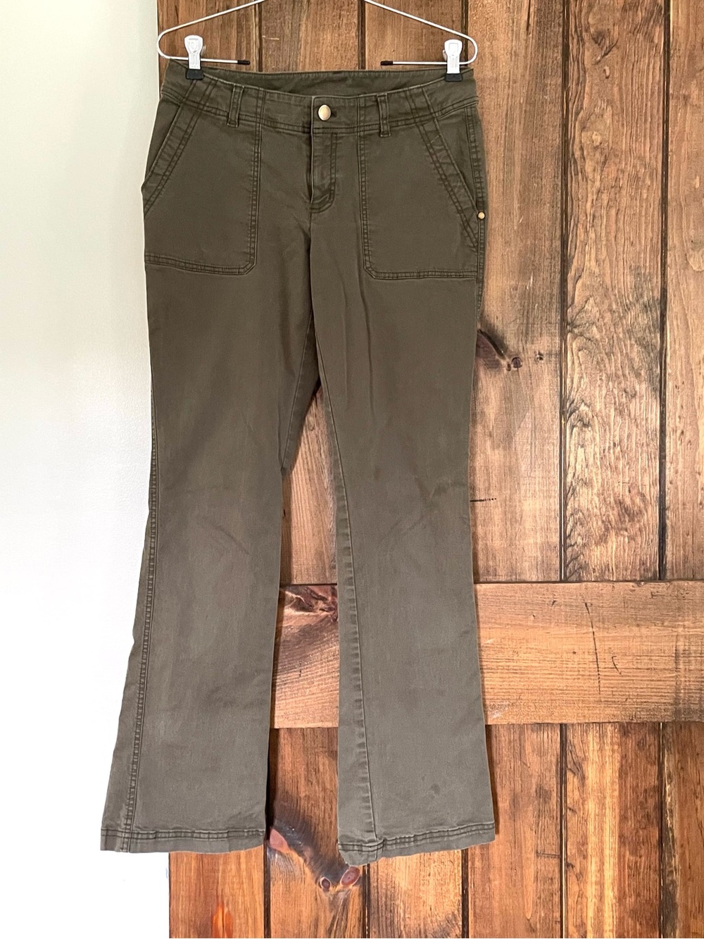 Athleta Organic Cotton Utility Bootcut Twill Olive Green Pants Sporty Gorpcore 6